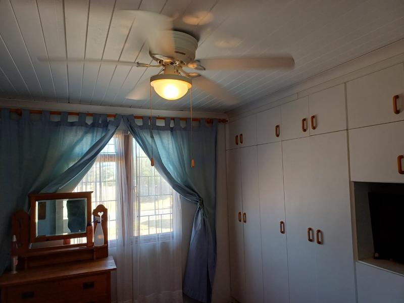 3 Bedroom Property for Sale in Franskraal Western Cape